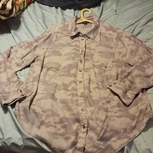 Torrid came design long sleeve blouse